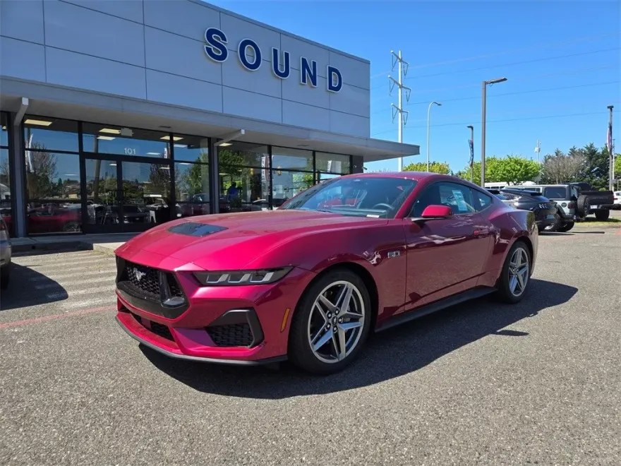 2025 Ford Mustang GT photo 1