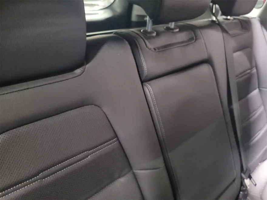 2020 Honda CR-V Touring photo 1