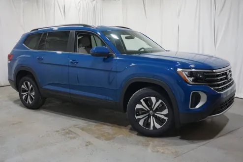 2025 Volkswagen Atlas SE photo 3