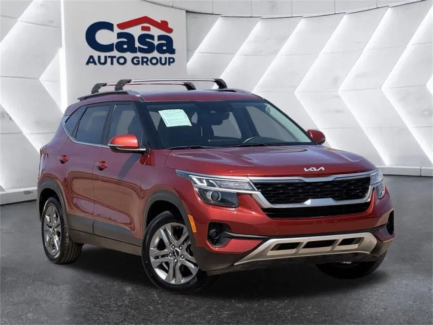 2022 Kia Seltos S photo 1