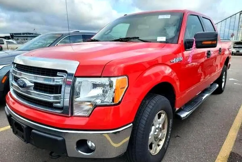 2013 Ford F-150 XLT photo 1