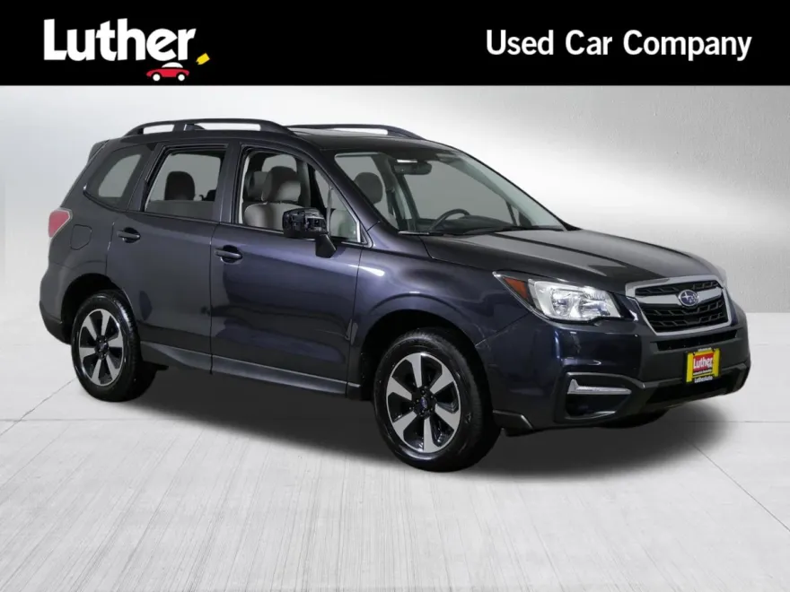2017 Subaru Forester Premium photo 1