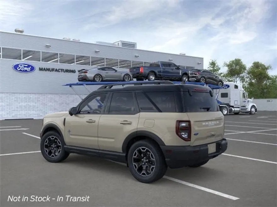 2025 Ford Bronco Sport Outer Banks photo 1