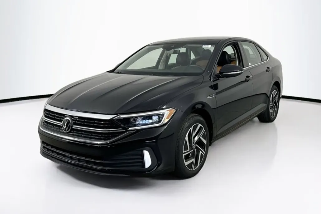 2022 Volkswagen Jetta SEL photo 1