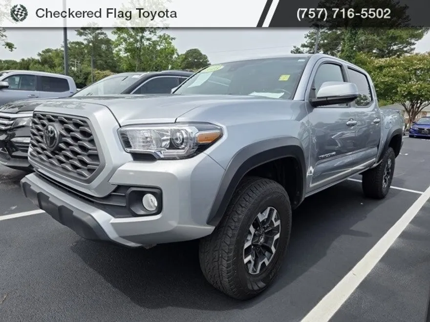 2023 Toyota Tacoma TRD Off-Road photo 1