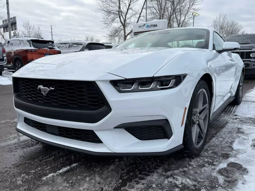 2025 Ford Mustang EcoBoost Premium photo 1