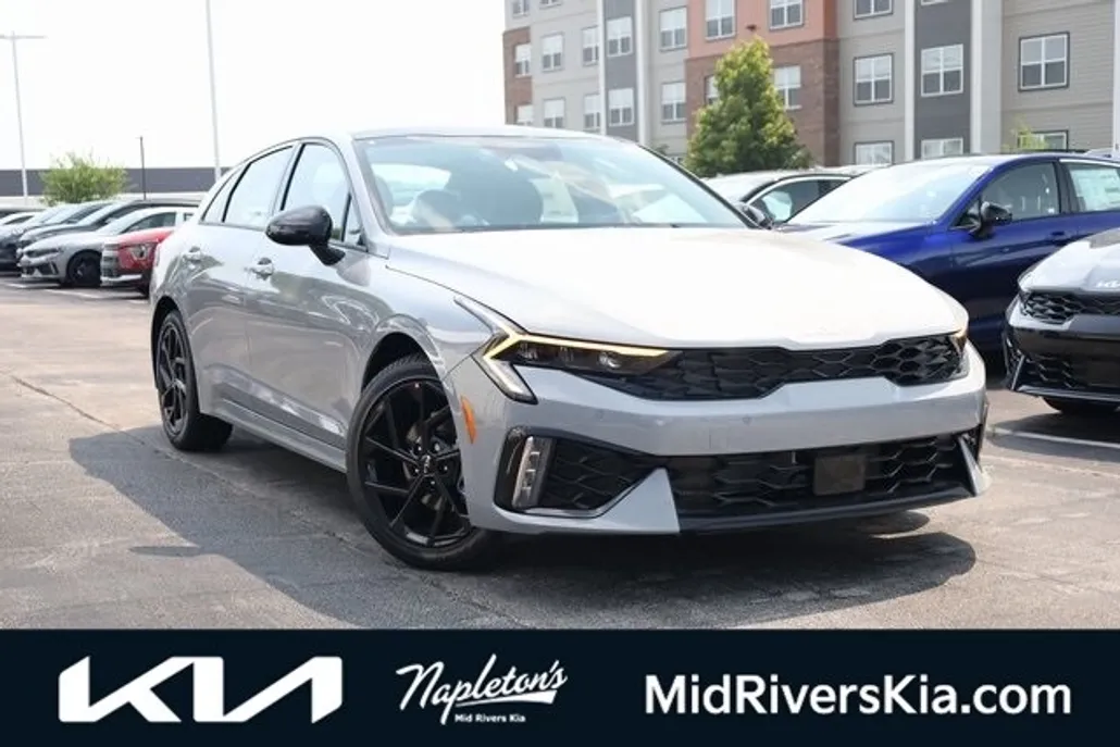 2026 Kia K5 GT photo 1