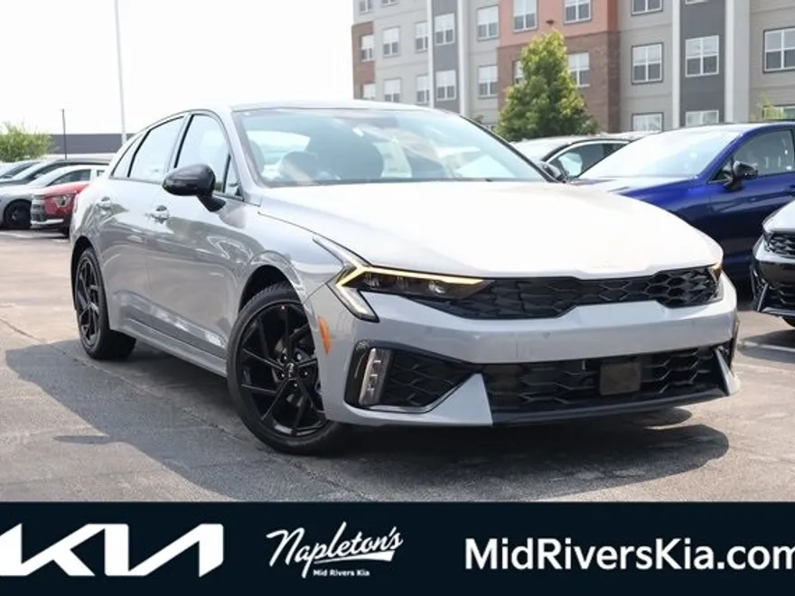 2026 Kia K5 GT photo 1