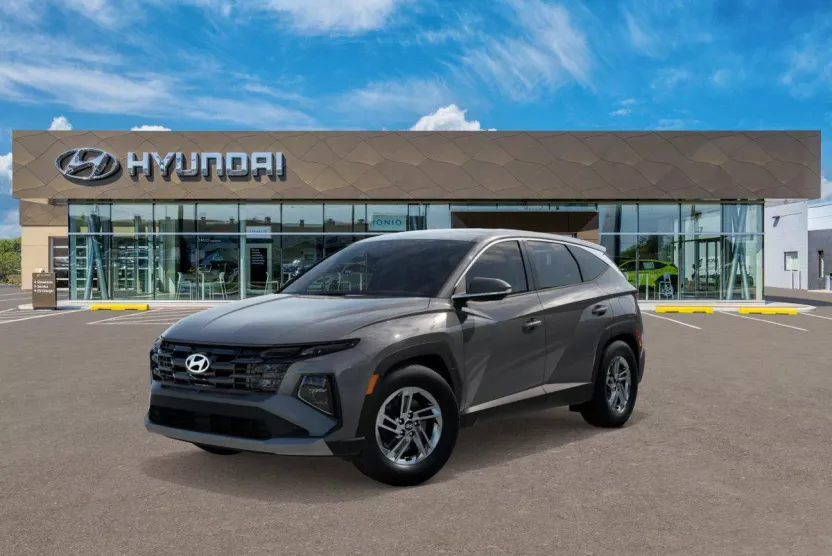 2026 Hyundai Tucson SE photo 1