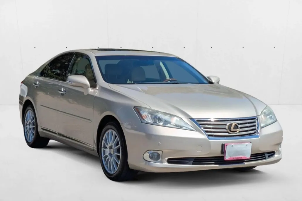 2011 Lexus ES 350 Base photo 1