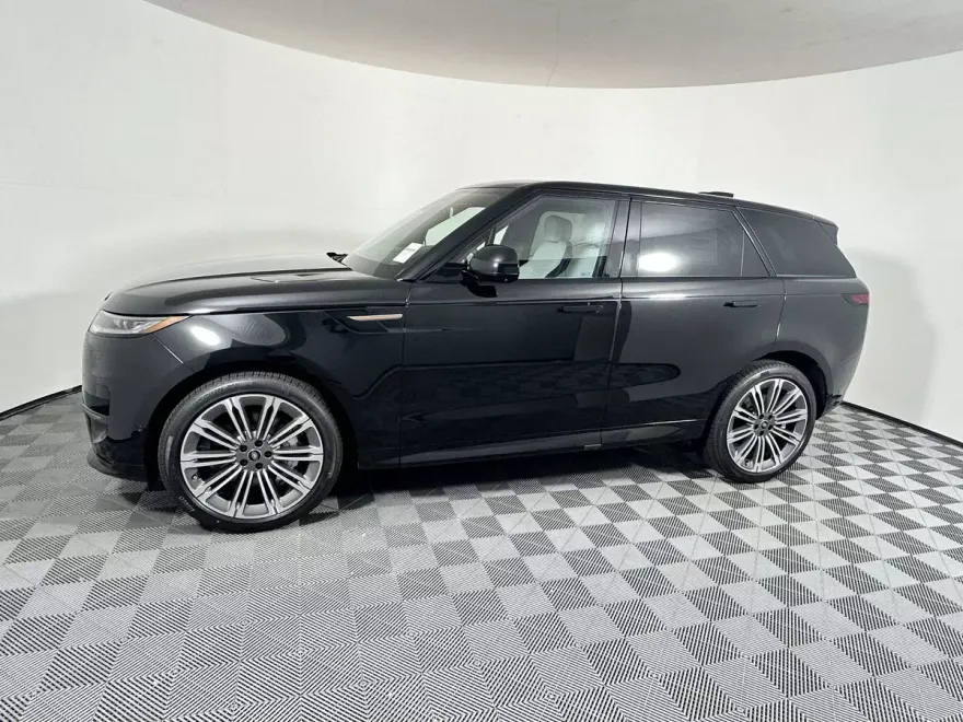 2025 Land Rover Range Rover Sport SE photo 1