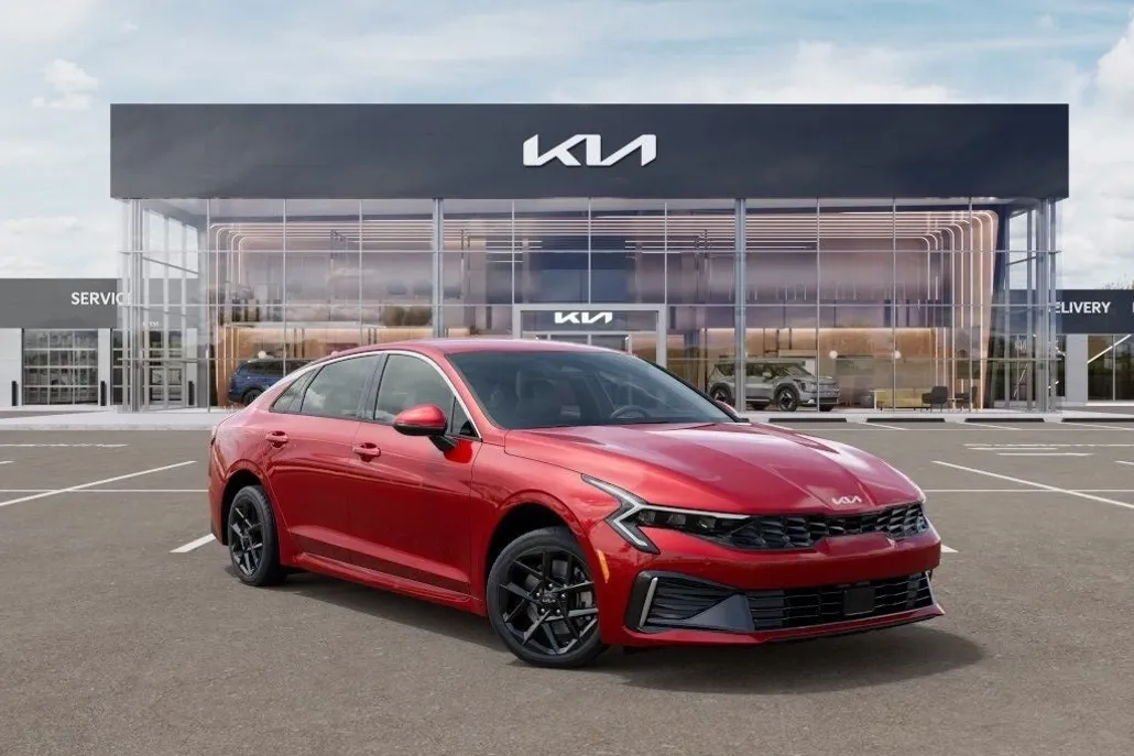 2025 Kia K5 LXS photo 1