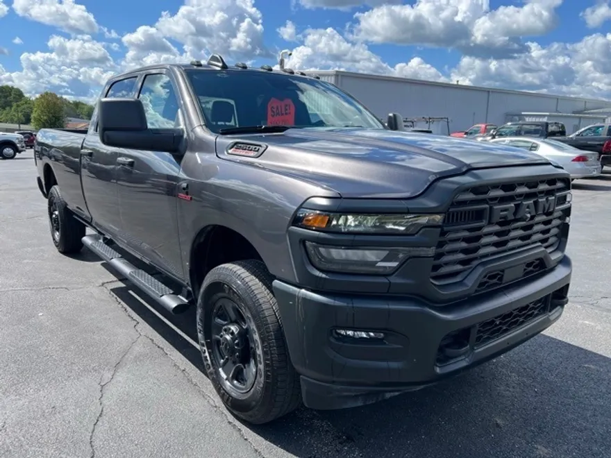 2025 Ram 2500 Tradesman photo 1