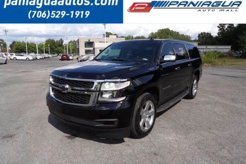 2016 Chevrolet Suburban LT photo 1