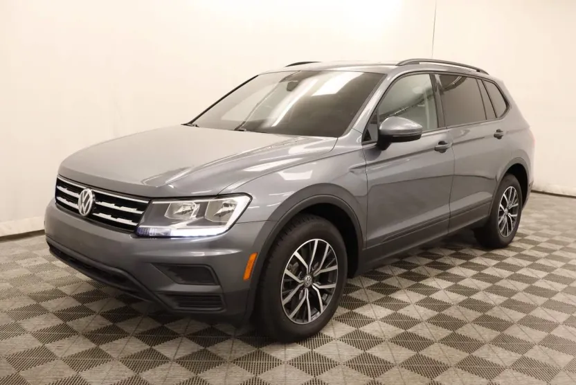 2021 Volkswagen Tiguan S photo 1