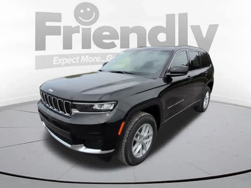 2025 Jeep Grand Cherokee Laredo X photo 1