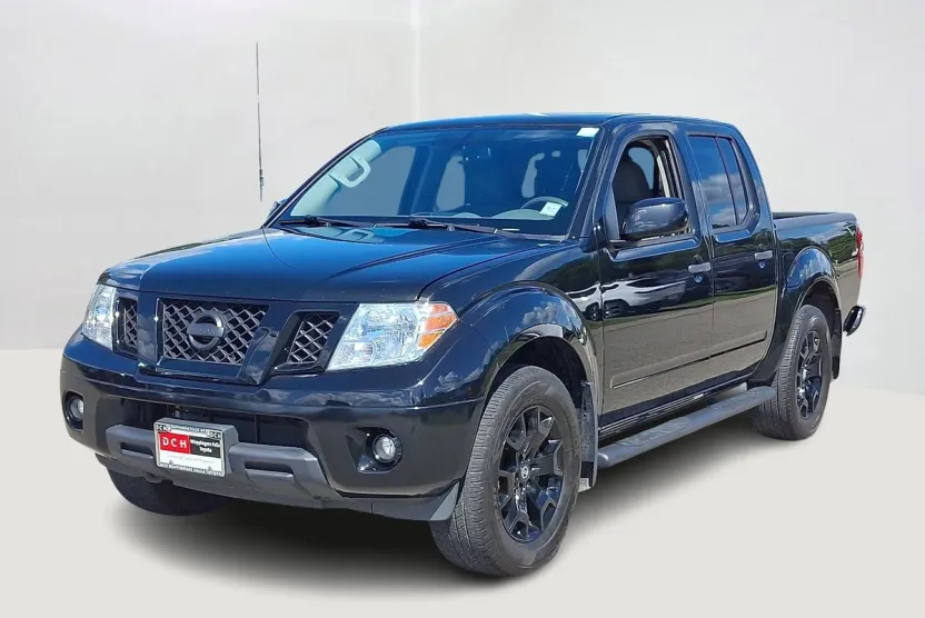 2021 Nissan Frontier SV Crew Cab photo 1