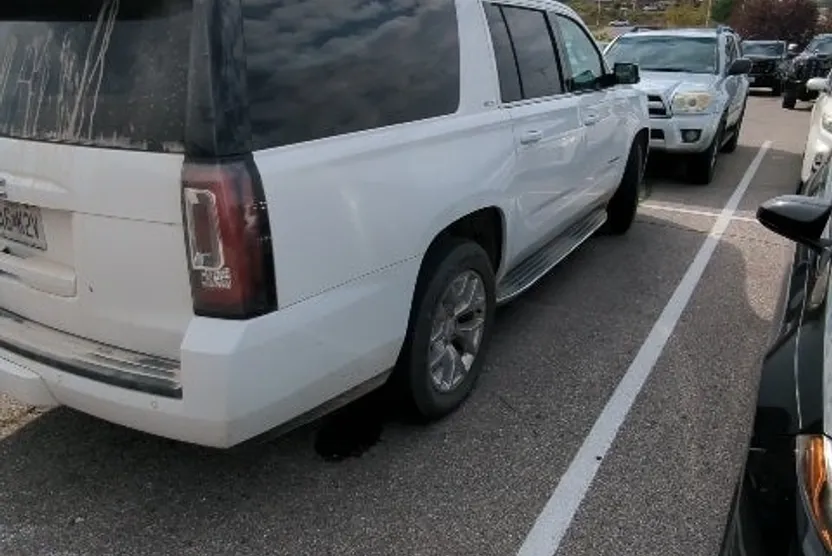 2015 Gmc Yukon XL SLT 1500 photo 1