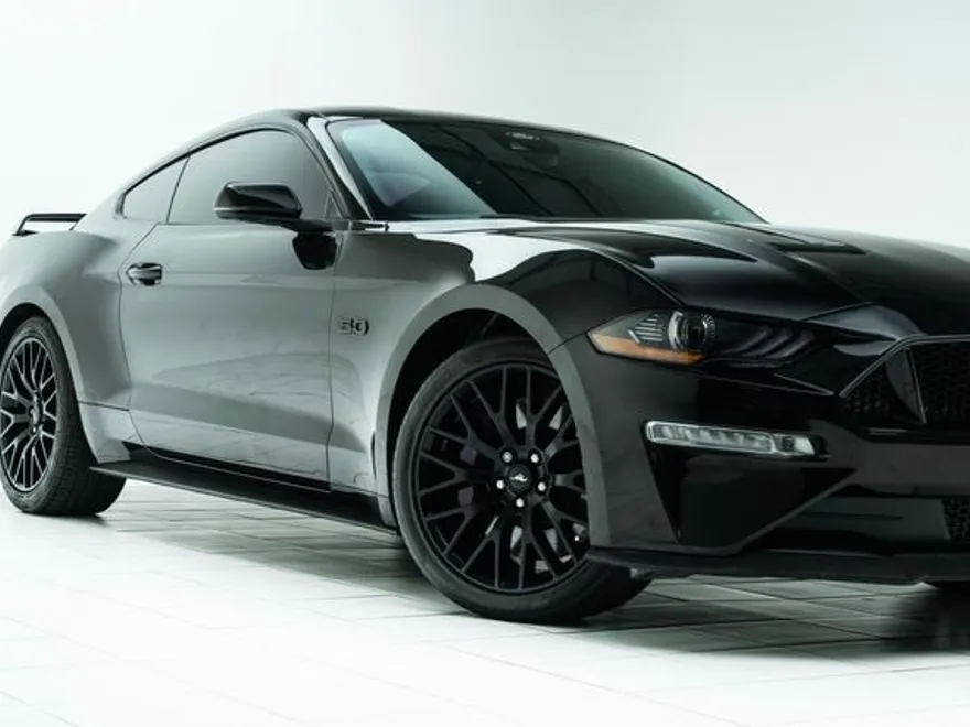 2022 Ford Mustang GT Premium photo 1