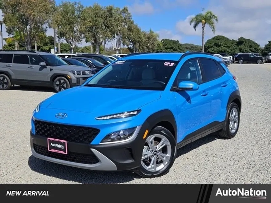2023 Hyundai Kona SEL photo 1