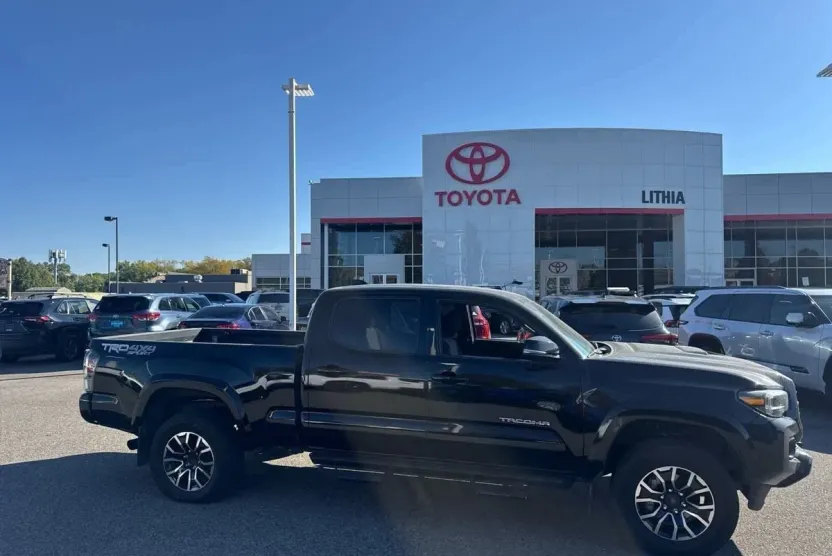 2023 Toyota Tacoma TRD Sport Double Cab V6 photo 1