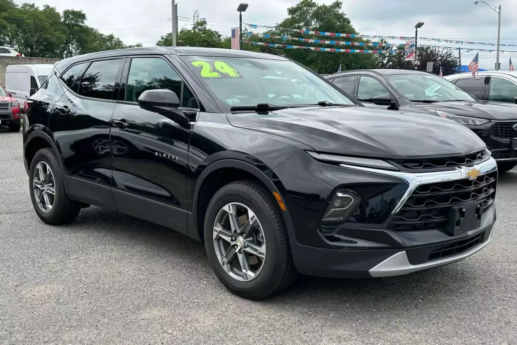 2024 Chevrolet Blazer 2LT photo 1