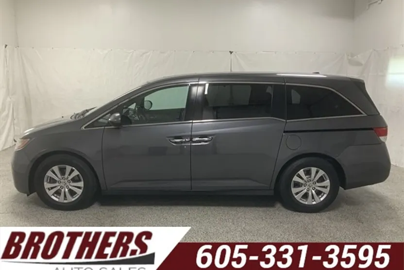 2017 Honda Odyssey EX-L photo 1