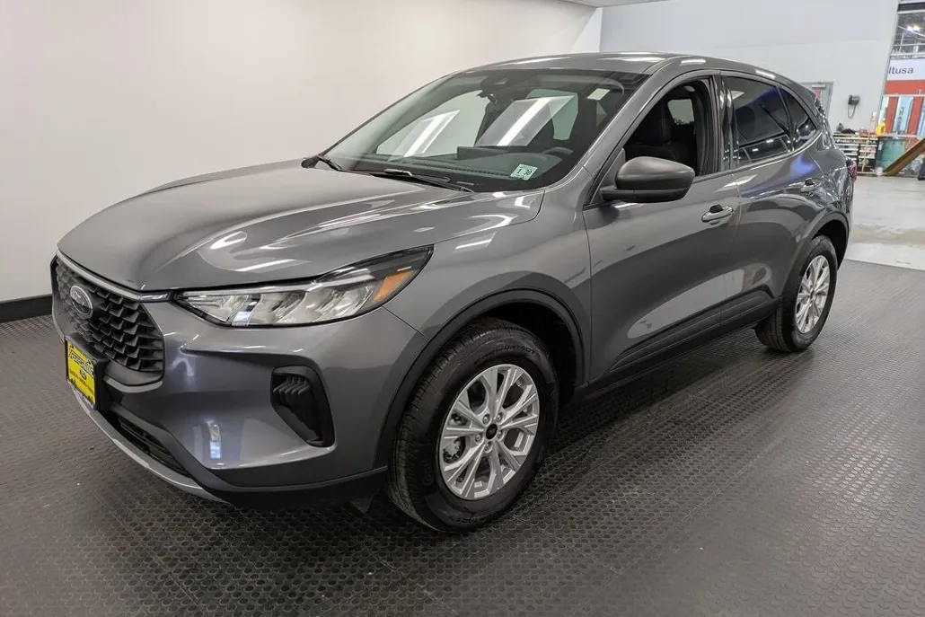 2025 Ford Escape Active photo 1