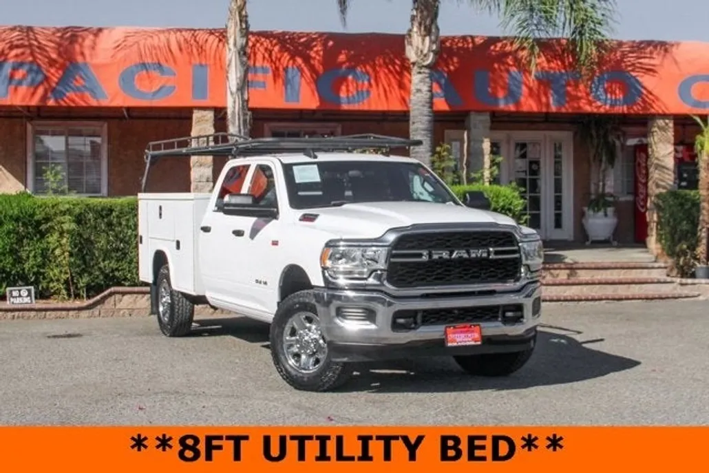 2021 Ram 3500 Tradesman photo 1