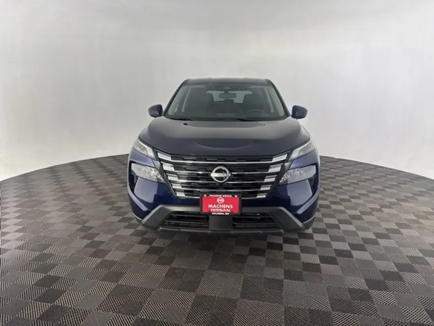 2024 Nissan Rogue SV photo 1