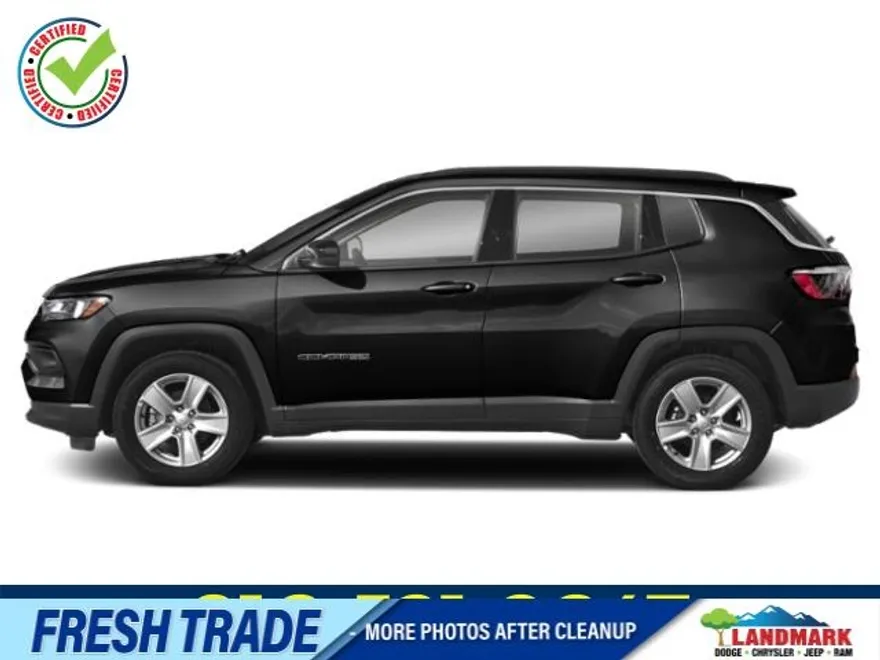 2022 Jeep Compass Latitude Lux photo 1