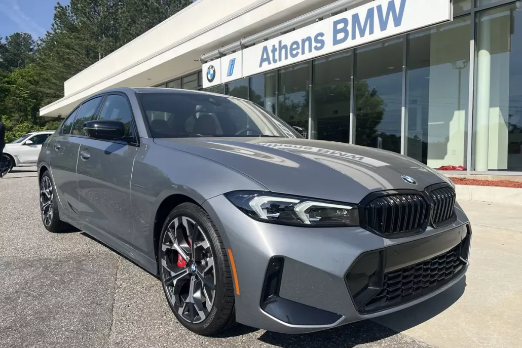 2025 Bmw 330i photo 1
