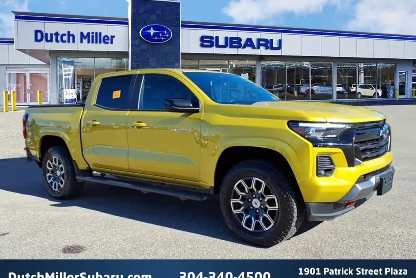 2023 Chevrolet Colorado Z71 photo 1