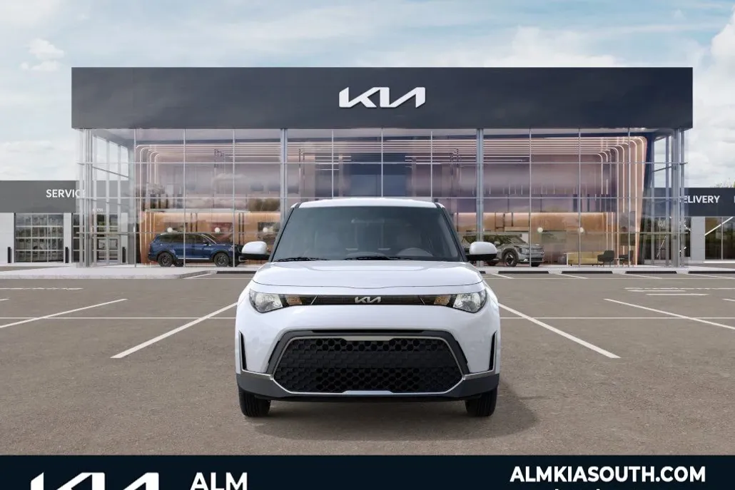 2025 Kia Soul LX photo 1