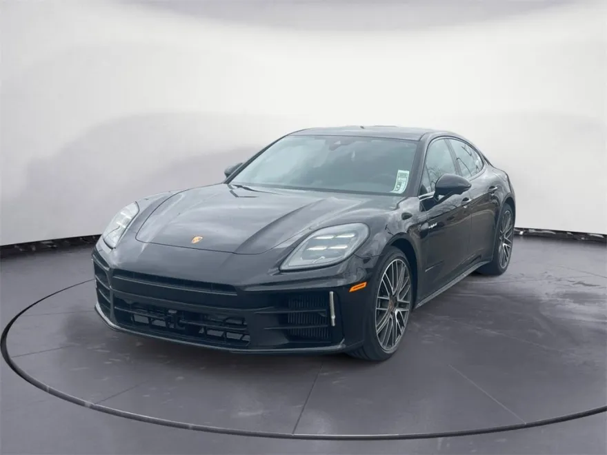 2025 Porsche Panamera 4 E-Hybrid photo 1