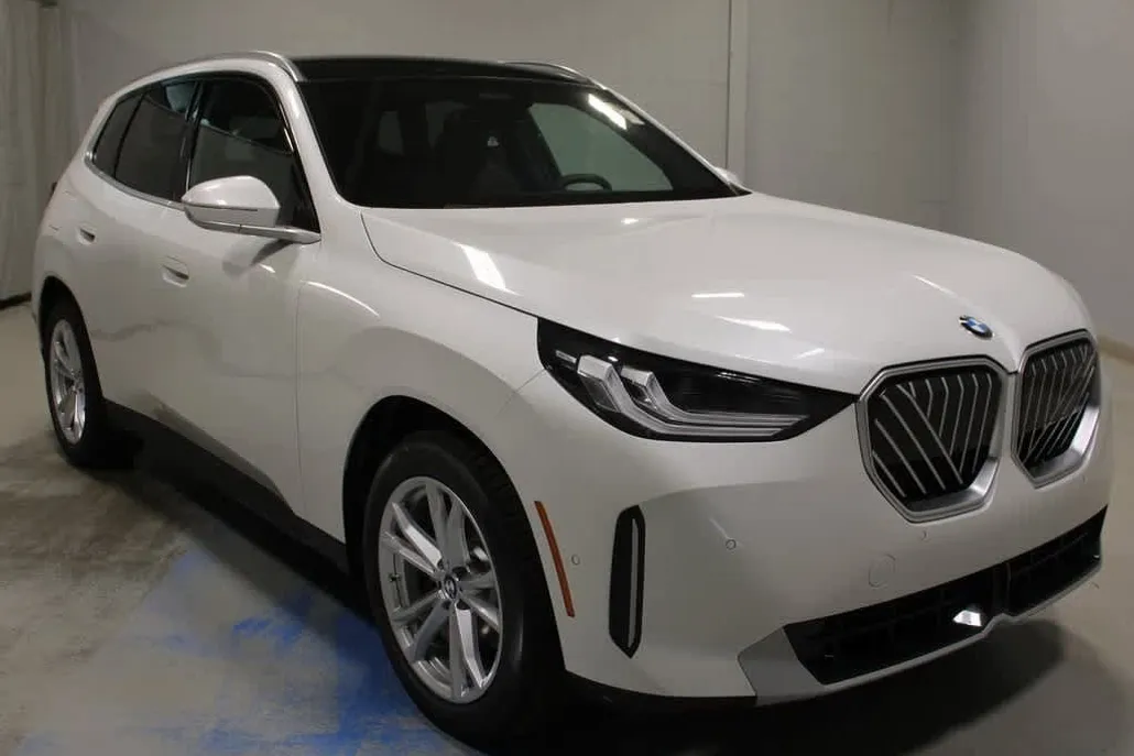2025 Bmw X3 30x Drive photo 1
