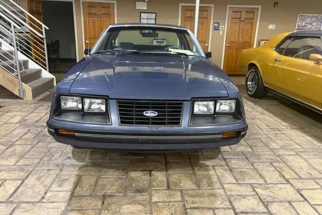 1983 Ford Mustang photo 1