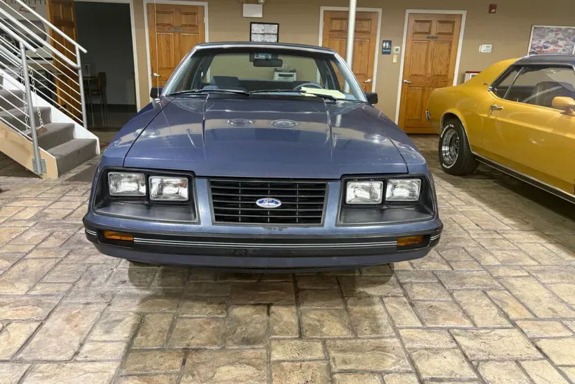 1983 Ford Mustang photo 1