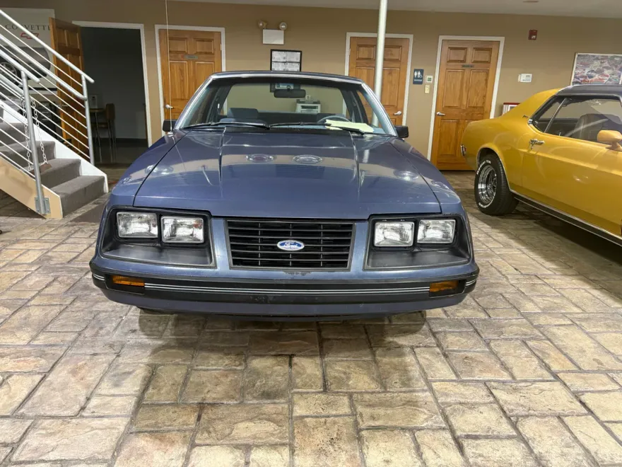 1983 Ford Mustang photo 1
