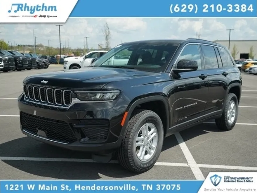 2025 Jeep Grand Cherokee Laredo photo 1