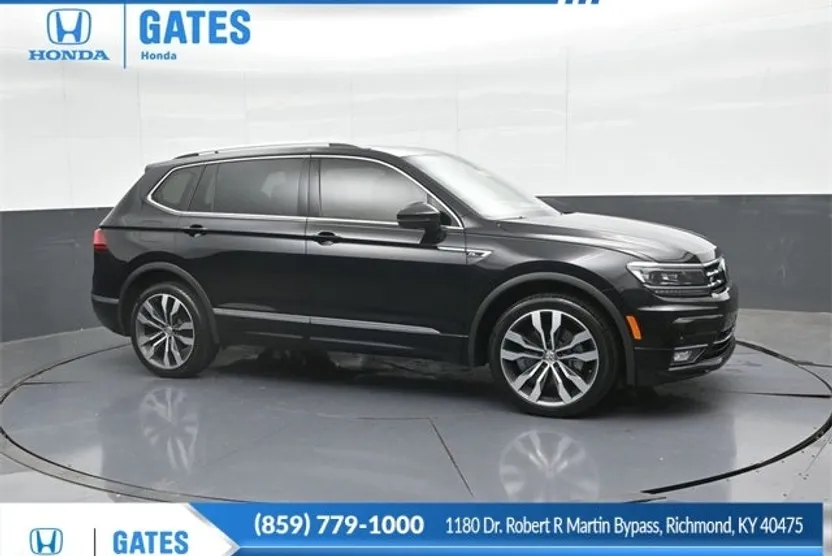 2021 Volkswagen Tiguan SEL Premium R-Line photo 1