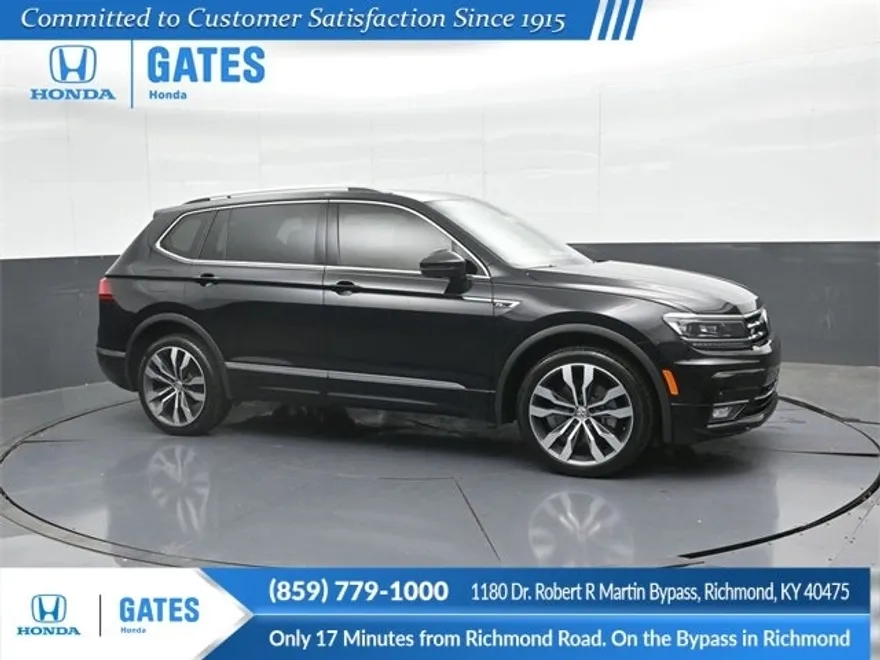 2021 Volkswagen Tiguan SEL Premium R-Line photo 1