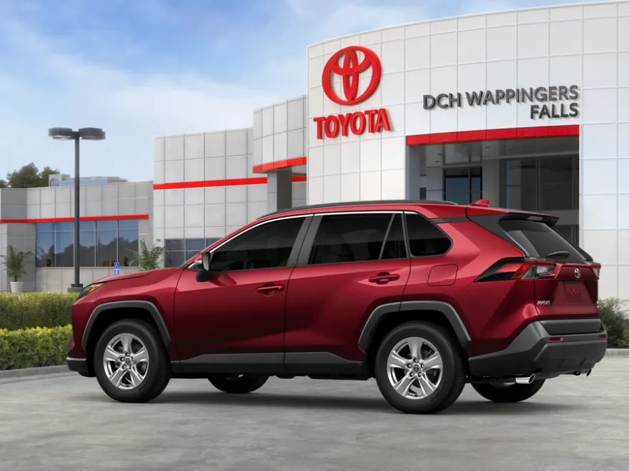 2025 Toyota RAV4 XLE photo 1