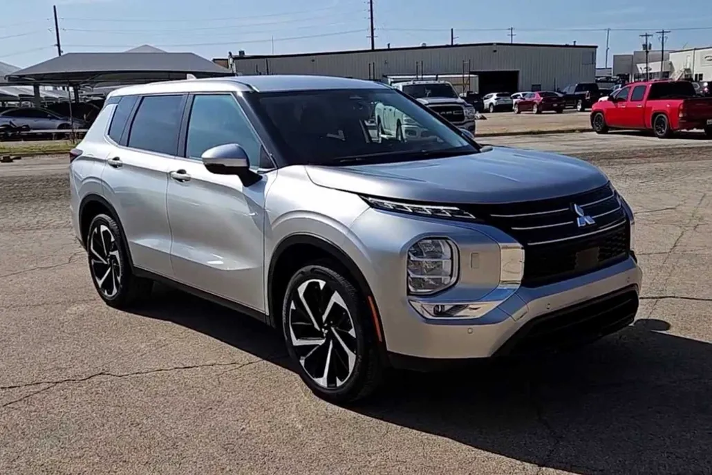 2024 Mitsubishi Outlander SE 2.5 S-AWC photo 1