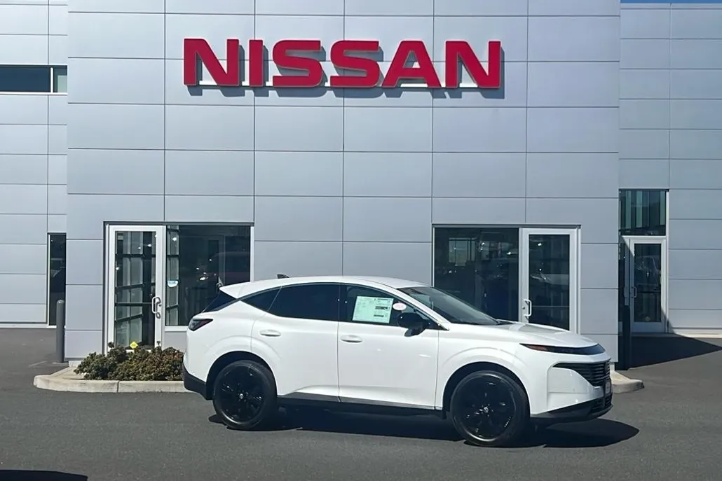 2025 Nissan Murano SV photo 1