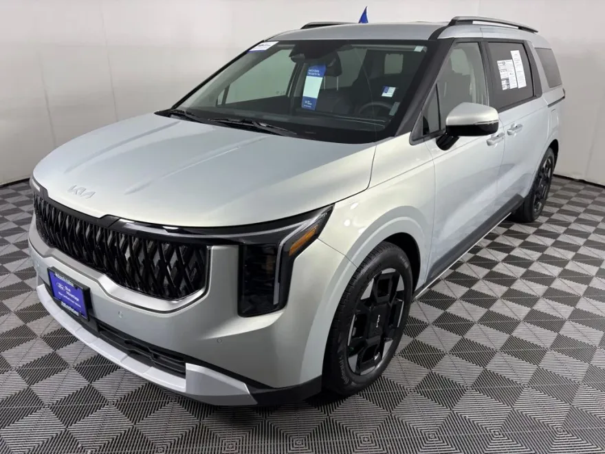 2025 Kia Carnival EX photo 1