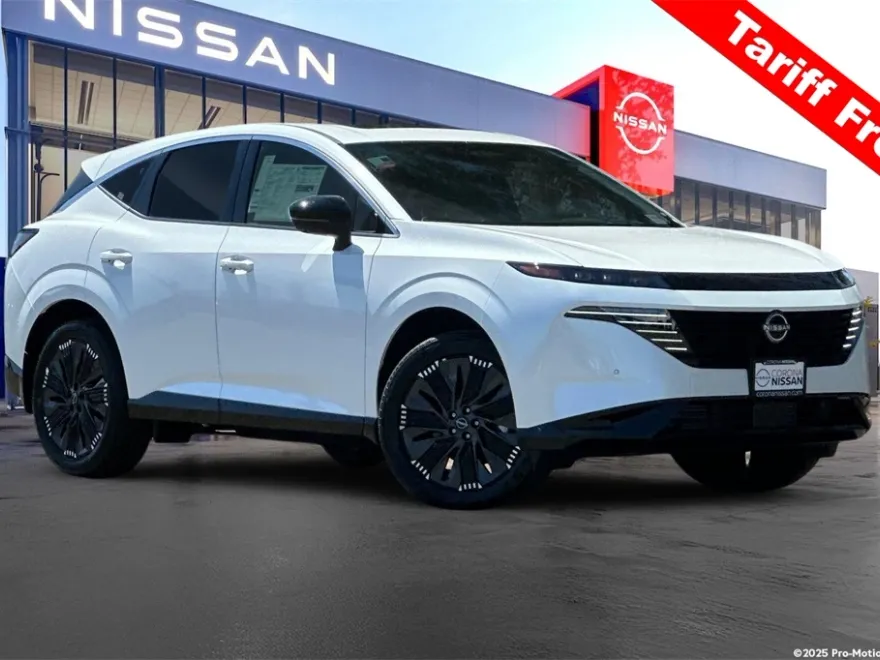 2025 Nissan Murano Platinum photo 1