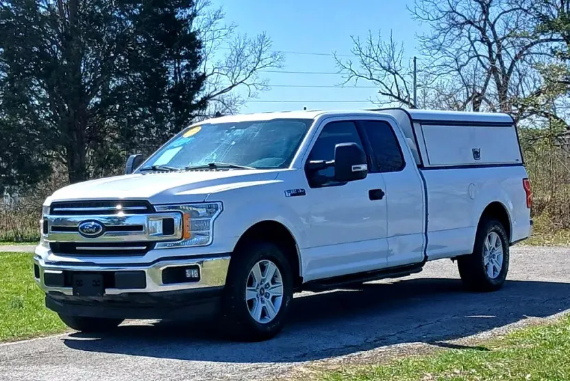 2019 Ford F-150 XLT photo 1