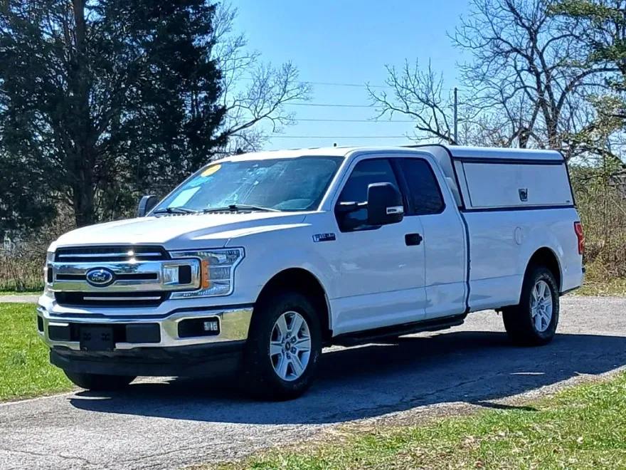 2019 Ford F-150 XLT photo 1