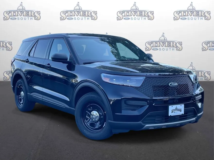 2025 Ford Explorer photo 1